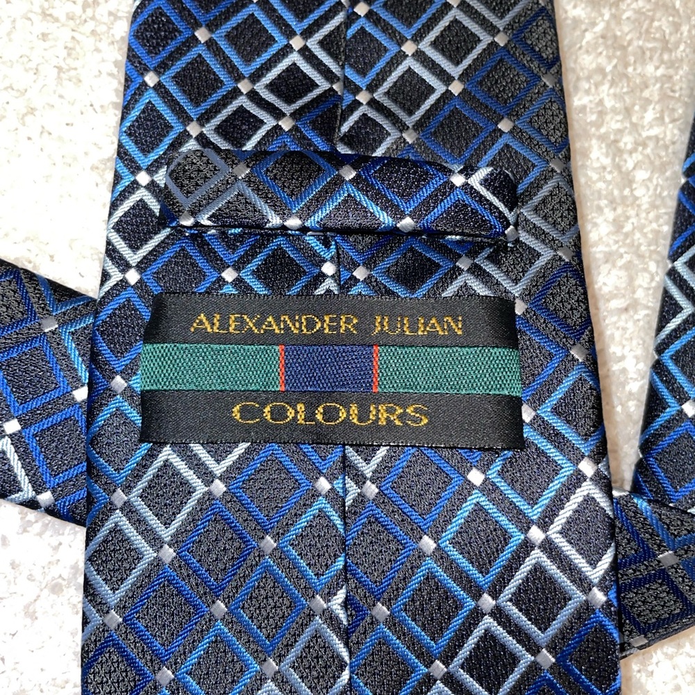 Alexander Julian Colours Blue Diamond Neck Tie 100% Polyester - Picture 3 of 4